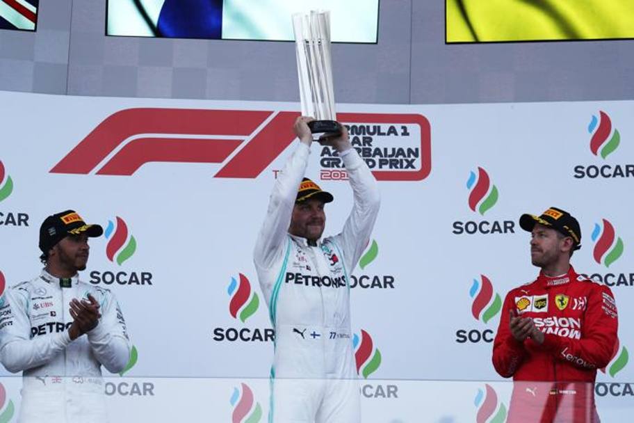 Il podio di Baku: 1. Bottas, 2. Hamilton, 3. Vettel. LaPresse